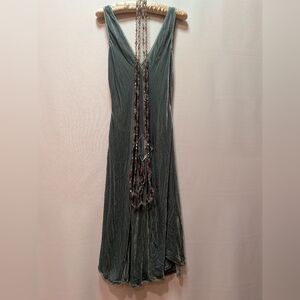 Elegant Retro Syle Pale Green Velvet Sleeveless Dress